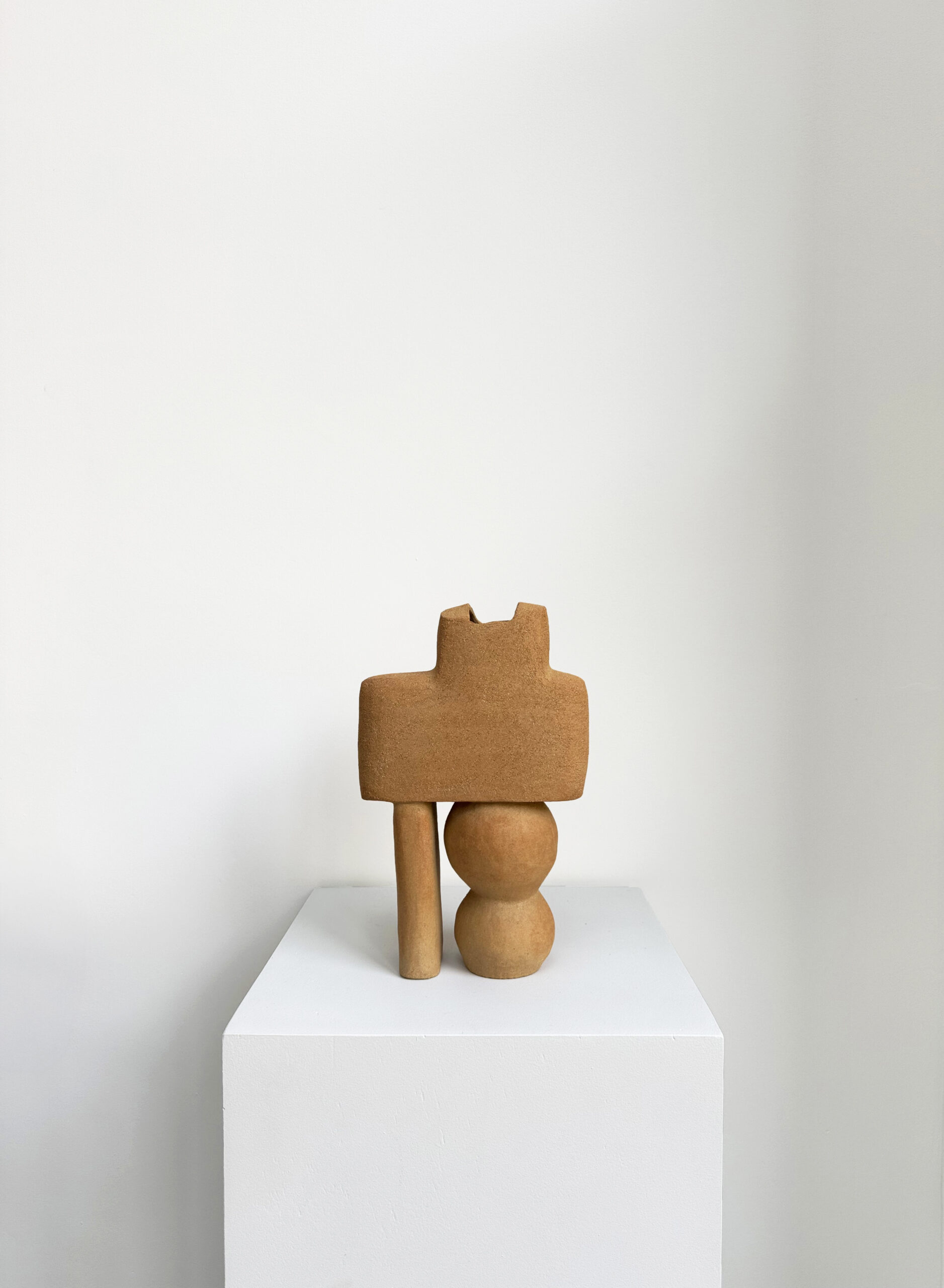 pièce disponible chez RART Galerie